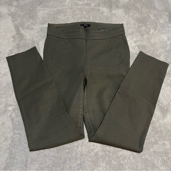 RW&CO | Grey Green Coloured City Legging - Picture 4 of 12